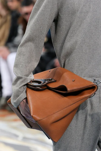 Look 67